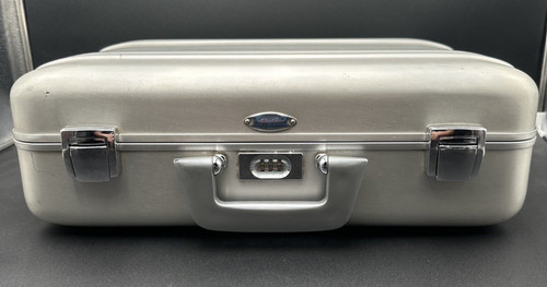 Zero halliburton silver - halliburton,