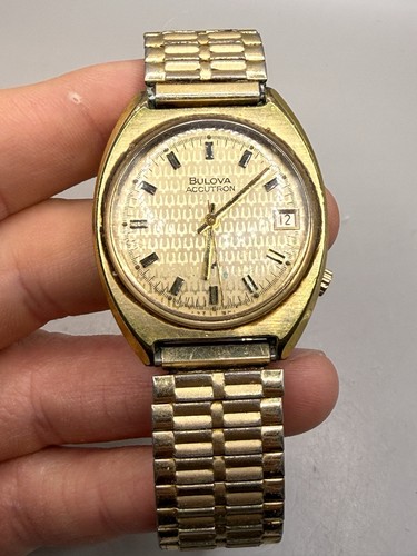 Vtg bulova accutron - bulova,