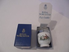 ROYAL WORCESTER - BIRDS DESIGN EGG CODDLER - BOXED 