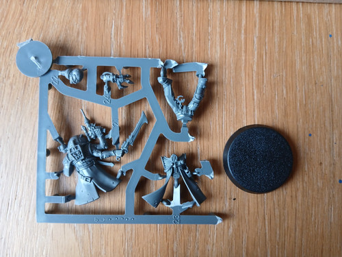 Genestealer cult primus - cult,