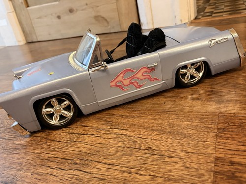 Bratz doll cadillac car - cadillac,