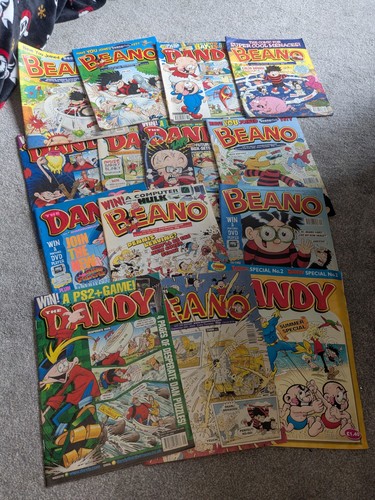 Large bundle beano - x,