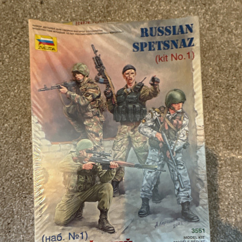 Zvezda russian spetsnaz - 1:35,