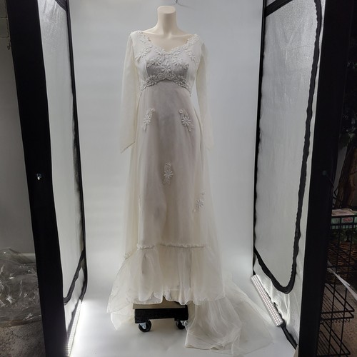 Vintage wedding dress white - wedding,