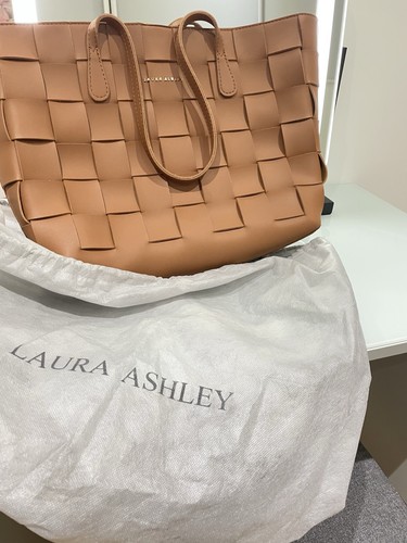 Tan laura ashley - tan,