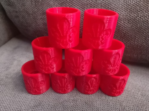 Scouting plastic red - 9x,
