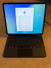 Apple iPad Pro 12.9" (2020) 4th Gen Wi-Fi 1TB Immaculate , + Magic Keyboard Exc+