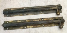 A VINTAGE PAIR OF LARGE