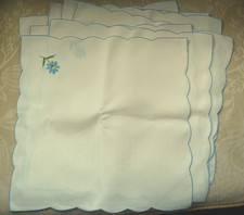 8 PCS VINTAGE CREAM FABRIC LARGE SERVIETTES NEW
