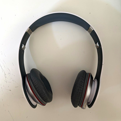 Beats dre solo on - dr.,