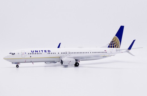 United b737 900er reg - b737-900er, n37437