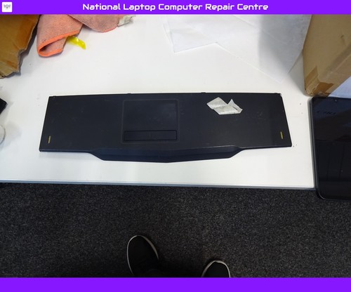 Dell alienware m15x palmrest - dell,