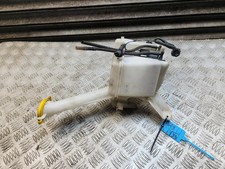 TOYOTA YARIS WINDSCREEN WASHER BOTTLE RESERVOIR & PUMP 853100D170 MK3 2011-2014