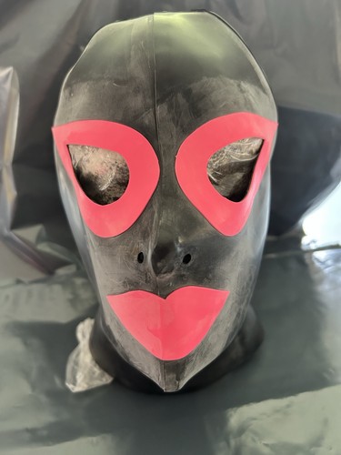 Latex tailored hood - tailored, black