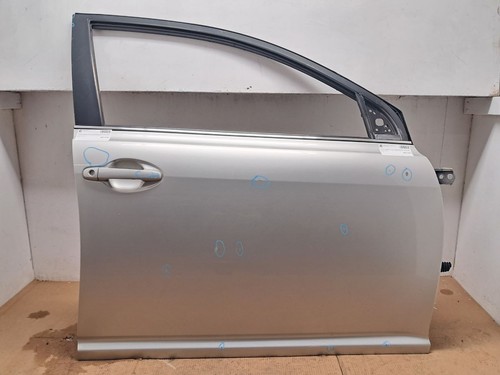 Toyota avensis 4d door - toyota,