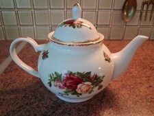 Vintage Royal Albert 2 cup