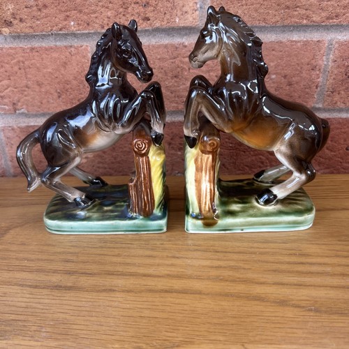 Rare pair ceramic horse - rare,