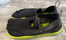 Fila Skeletoes Size 8 EzSlide