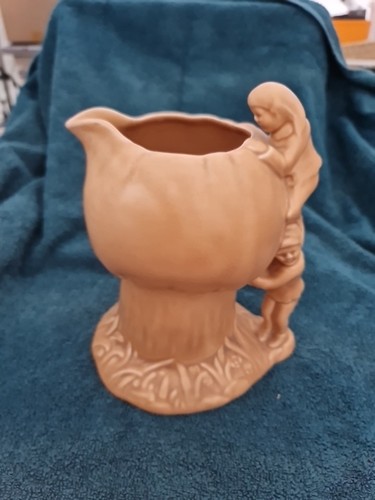Large vintage sylvac pixie - vintage,