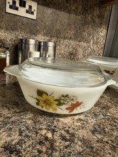 Vintage JAJ Pyrex Floral