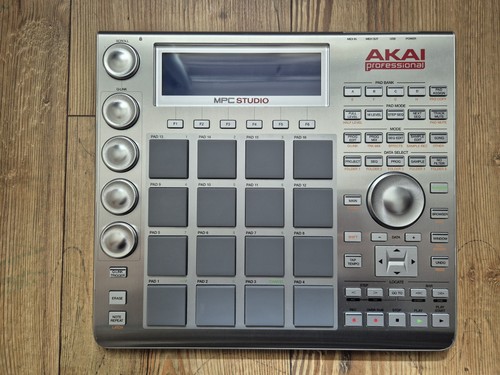 Akai professional mpc studio - akai,
