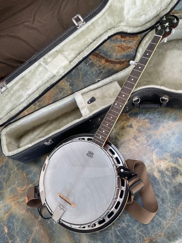 Aria 200 string banjo w - 5-string,