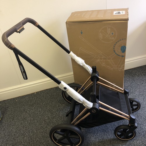 Brand new cybex priam - brand, e-priam