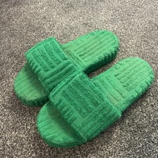 Bottega Veneta, Gucci, Chanel, Louis Vuitton  Sliders, Flip-flop, Shoes Size 5