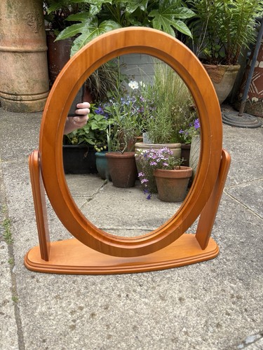 Vintage freestanding oval - vintage,