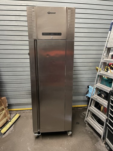 Gram 660 freezer commercial - gram,