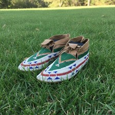 Hand Beaded Powwow Moccasins |