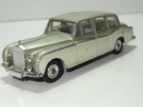 Dinky 198 rolls - 198, phantom