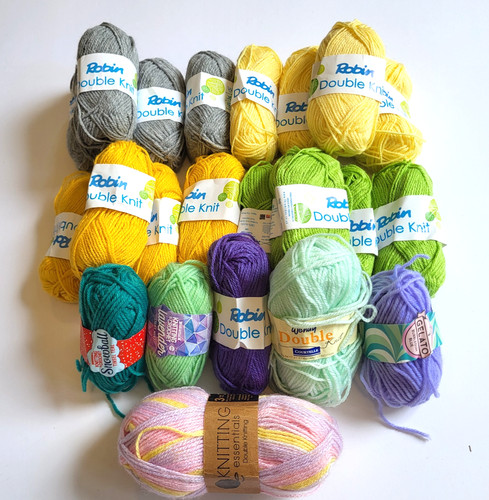 Double knitting yarn job - , lot