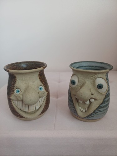 Vintage muggins pottery - muggins, style