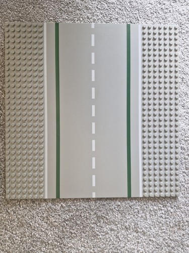 Lego vintage road base - road,