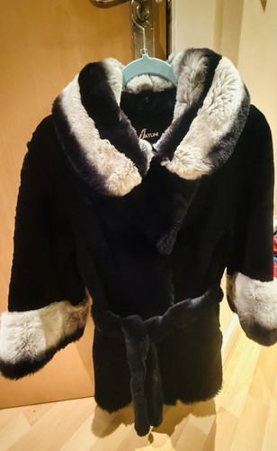 Real fur coat - real,