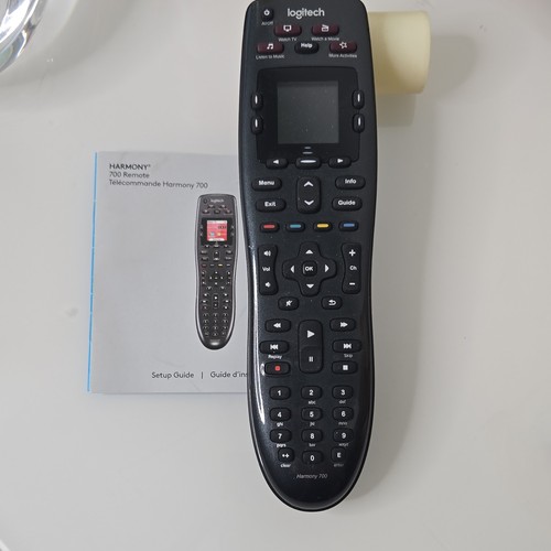 Logitech harmony 700 universal - logitech,