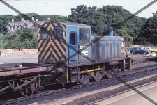 RAILWAY LOCOMOTIVE 35MM SLIDE – CLASS 03 067 SHUNTER SITTING AT STATION 1981