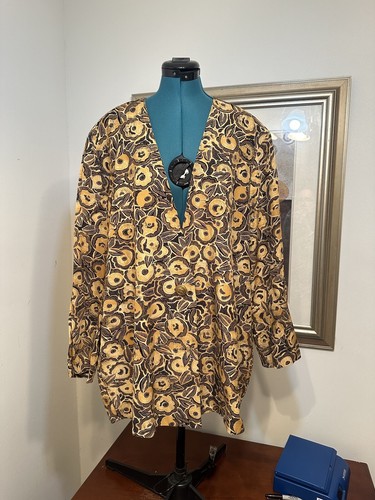 Vintage cynthia howie woman - vintage,