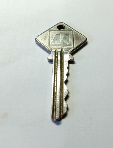 Vintage yale members phone - aa,