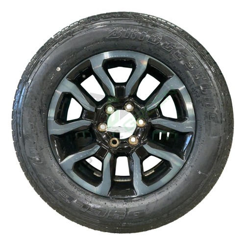 Toyota hilux invincible 2023 - toyota,