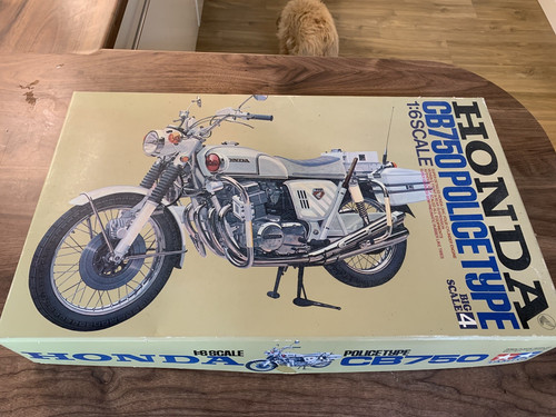 Tamiya scale honda cb750 - 1/6,