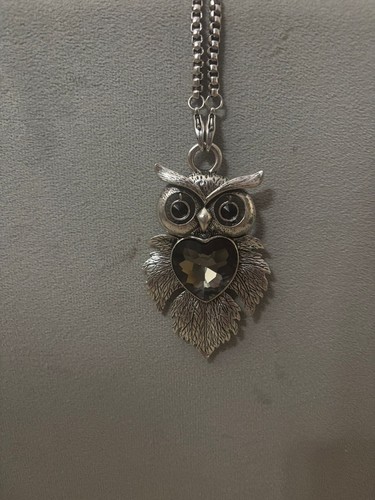 Silver tone owl pendant - silver,