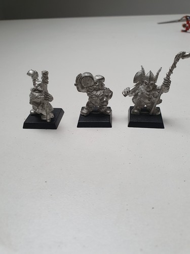 Dwarf cannon crew warhammer - cannon,