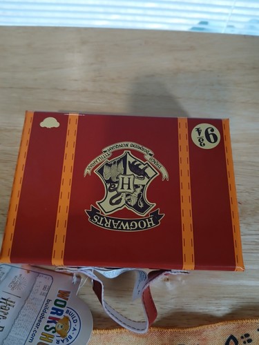 Harry potter hogwarts - hogwarts, suitcase