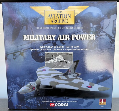 Corgi aa48301 raf avro vulcan - corgi,