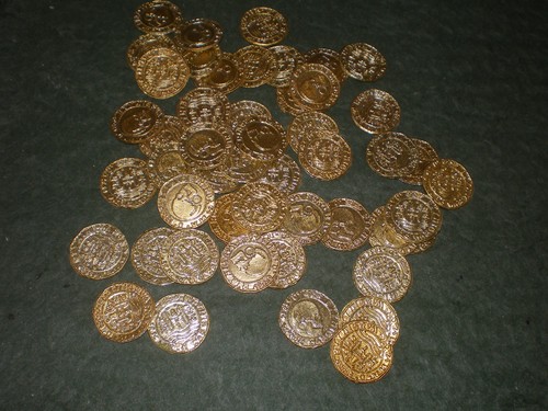 Pirate gold coins role - gold,