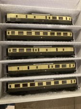 Rake 5 Hornby OO GWR Centenary Coaches. R4139B, R4026A+B, R4036. Superb Cond.
