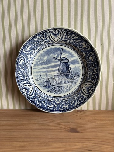Delfts boch blue - by, white