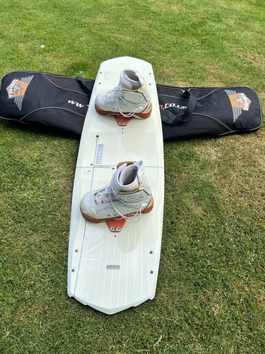 Ronix one forty two - one, wakeboard